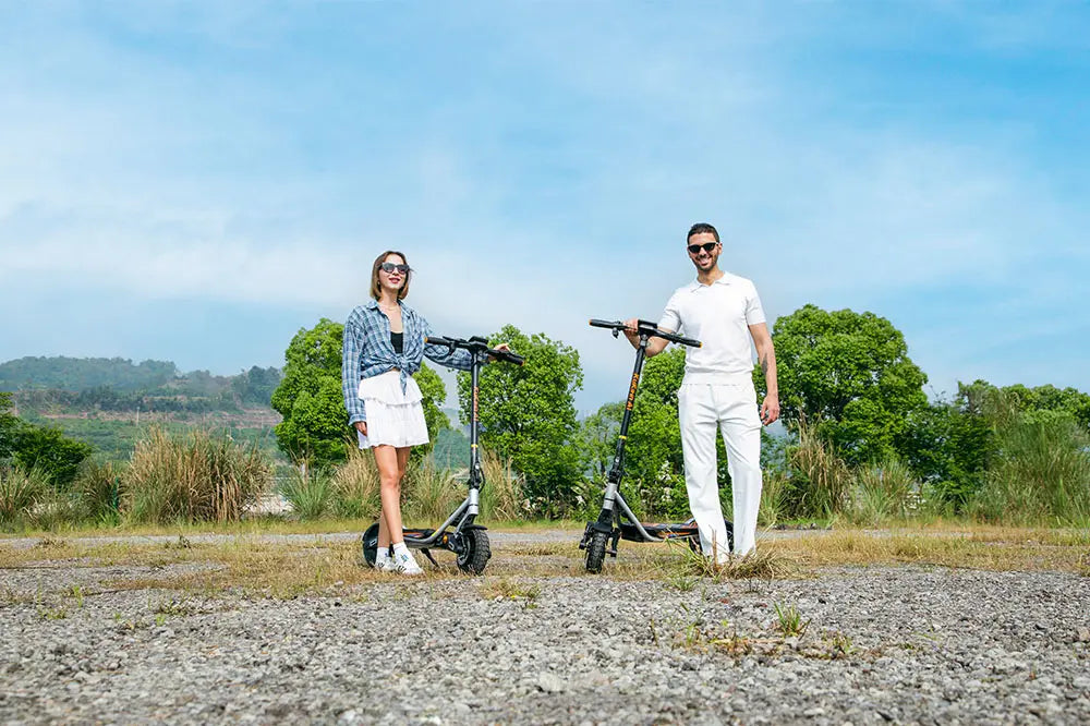 KuKirin A1 elscooter: Omdefiniera urban mobilitet med 48V hastighet och stil